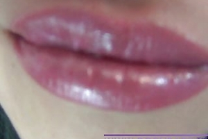 Hot Asian Amateur PornbabeTyra pure lip fetish close up